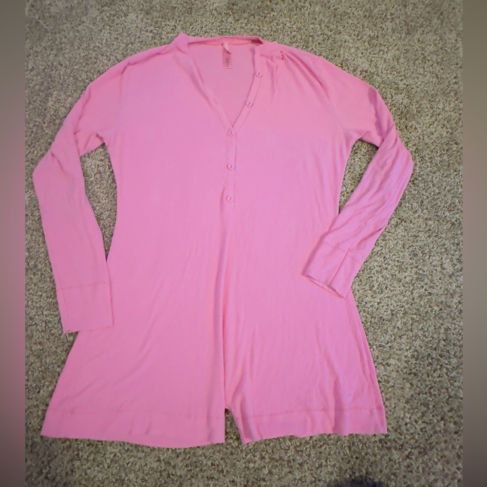 SKIMS Henley onesie ￼m size 2x